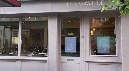 Luna & Wilde Belgravia | Victoria BIAB Nails & Balayage Hair Salon image 3