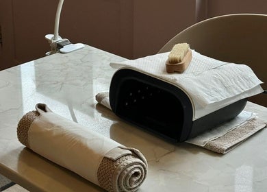 Nail station at Luna & Wilde Belgravia | Victoria, offering BIAB services in London, England, GB.