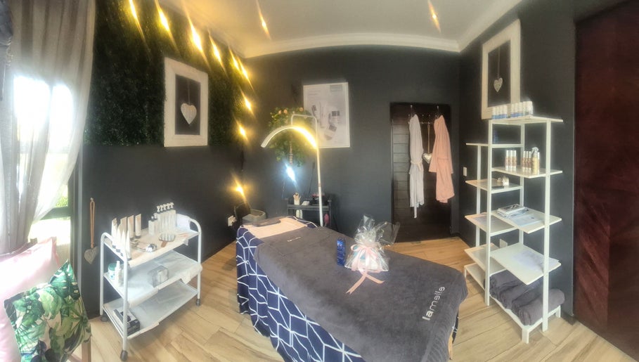 HARTBEESPOORT Forever Perfect Aesthetics & Permanent Make-up, bilde 1