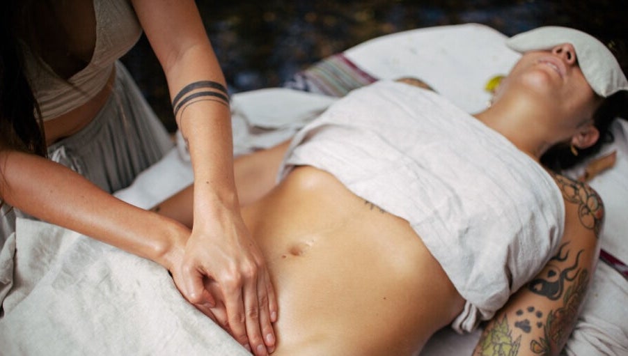 Womb Hara massage image 1