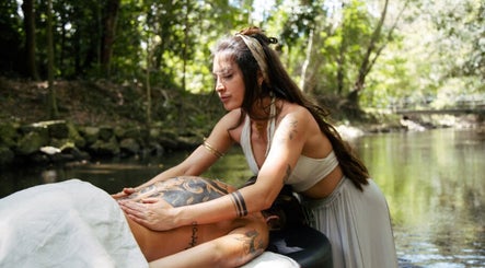 Womb Hara massage image 2