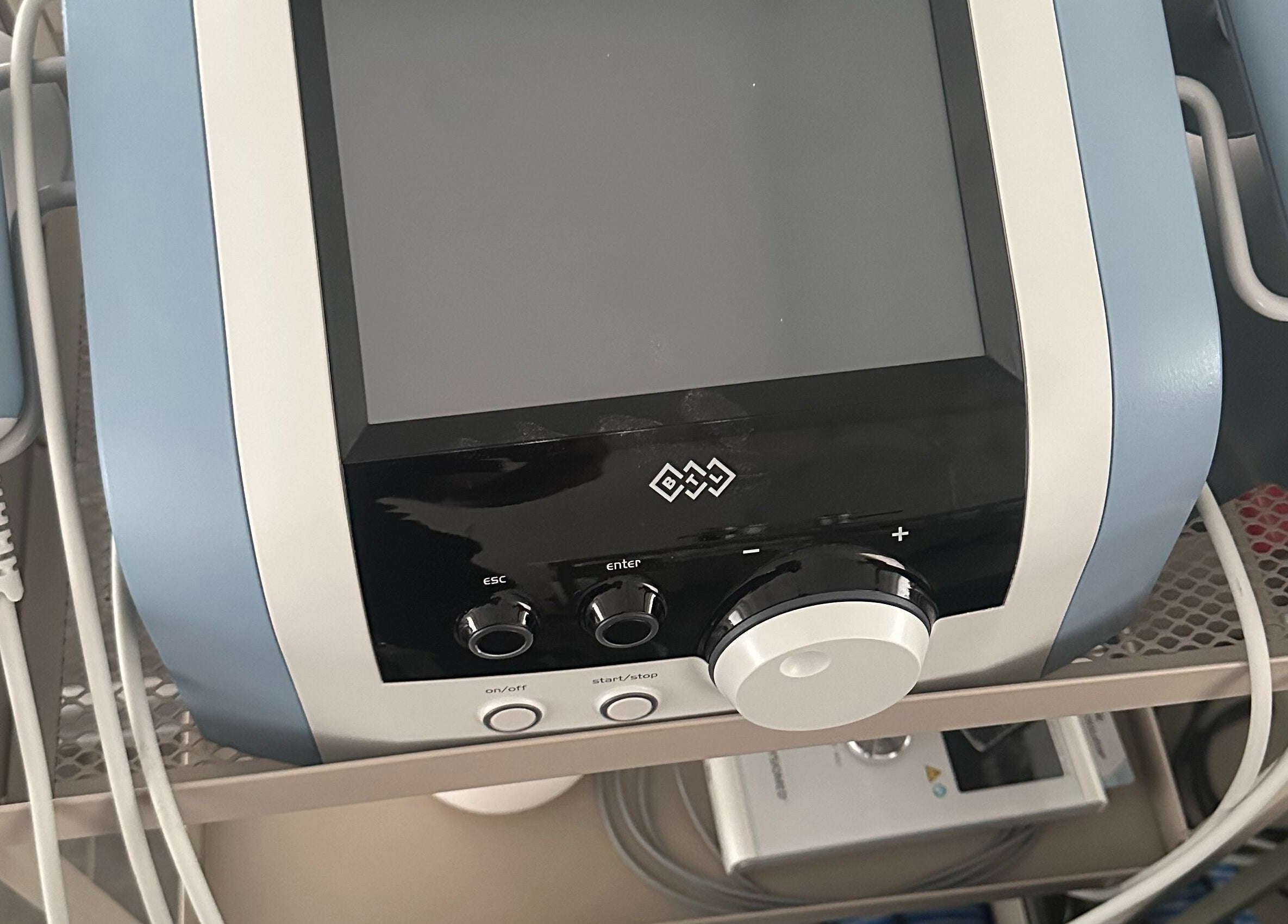 Машина за физиотерапия в SJ Physio & Pilates, София, Област София, BG.