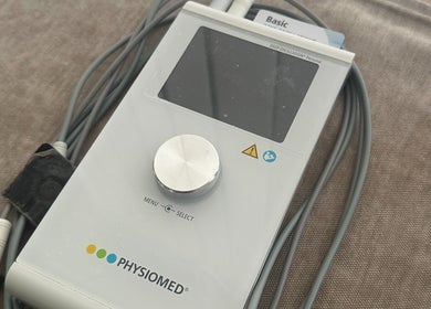 Терапевтичен апарат в SJ Physio & Pilates, София, Област София, BG за ефективна физиотерапия.