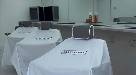 Barbersno1 Maghull image 3