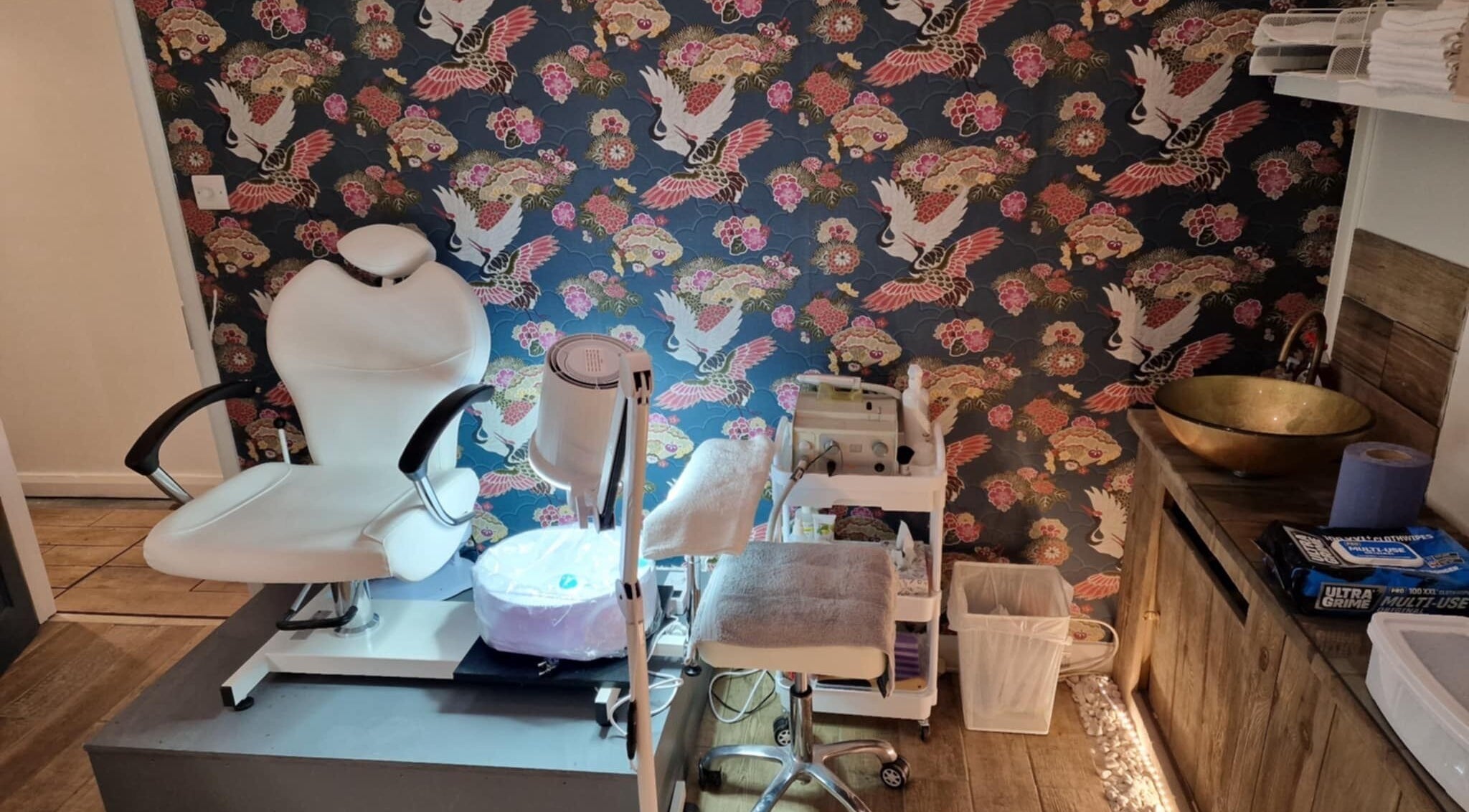 Chique Nail Studio in London, England, GB featuring stylish nail care setup with artistic decor.