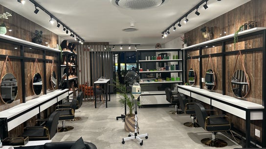 Mbokodo Hair Salon