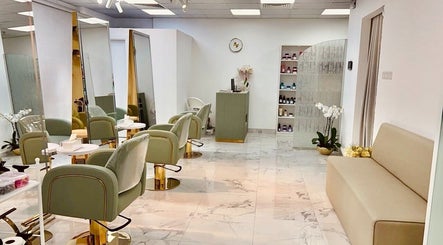 Al Durr Al Safi Beauty Salon billede 3