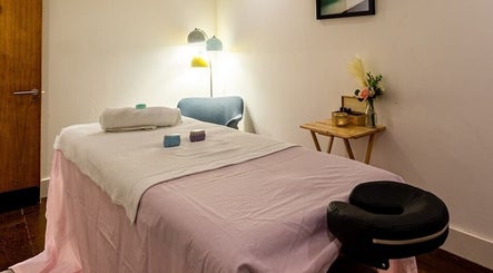 Mini's Massage Room