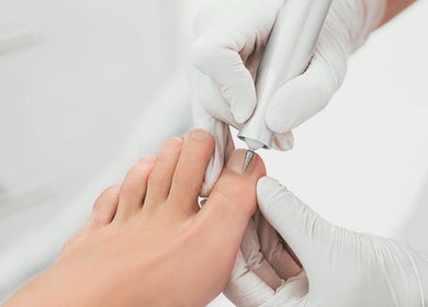 Expert foot care at Medi Nail Pro, Hong Kong, HK, providing precise nail treatment for healthy toes.