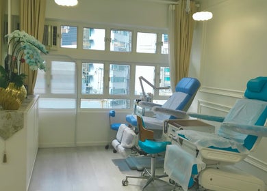 Luxurious nail care station at Medi Nail Pro in Hong Kong, HK, featuring plush seating and elegant decor.