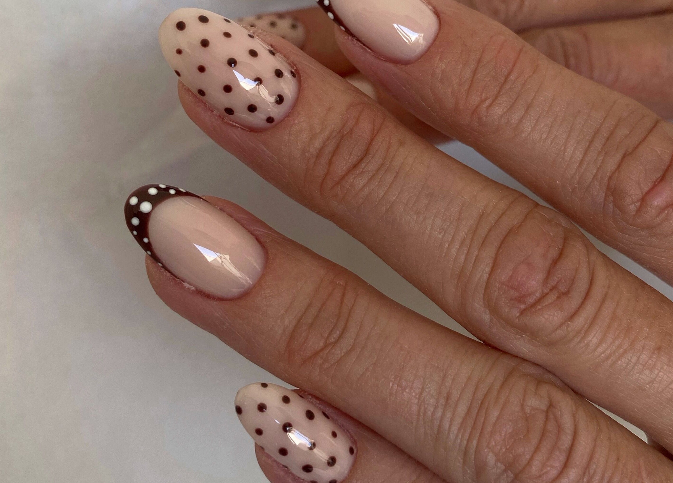 Design d'ongles élégant et unique chez Morganails, Ambarès-et-Lagrave, Nouvelle-Aquitaine, FR.