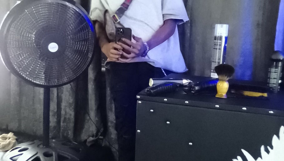 Imagen 1 de MAN CAVE BARBERSHOP