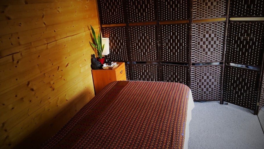 Fusion Thai massage image 1