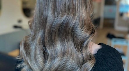Hair by Abbie Cou imej 2