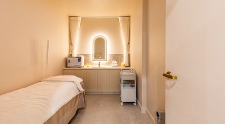Flowerisa Skin Clinic Main Store, bilde 3