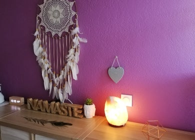 Décoration murale apaisante chez Le Cocon Beauté de Justine, La Motte-servolex, Auvergne-rhône-alpes, FR.