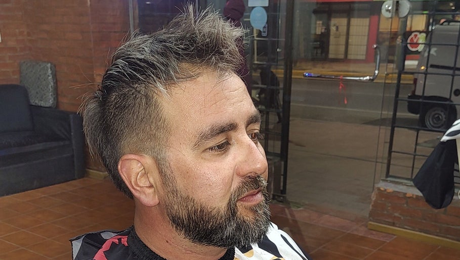Monarca Barber Club, bilde 1