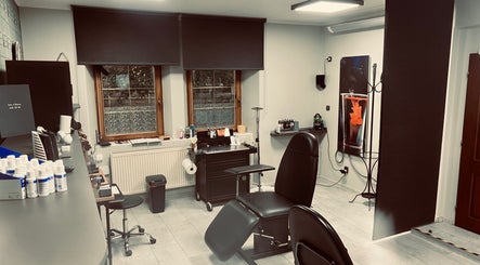 Interiér studia Tattoo Ink Line v Chomutově, Ústecký Kraj, CZ s moderním vybavením.
