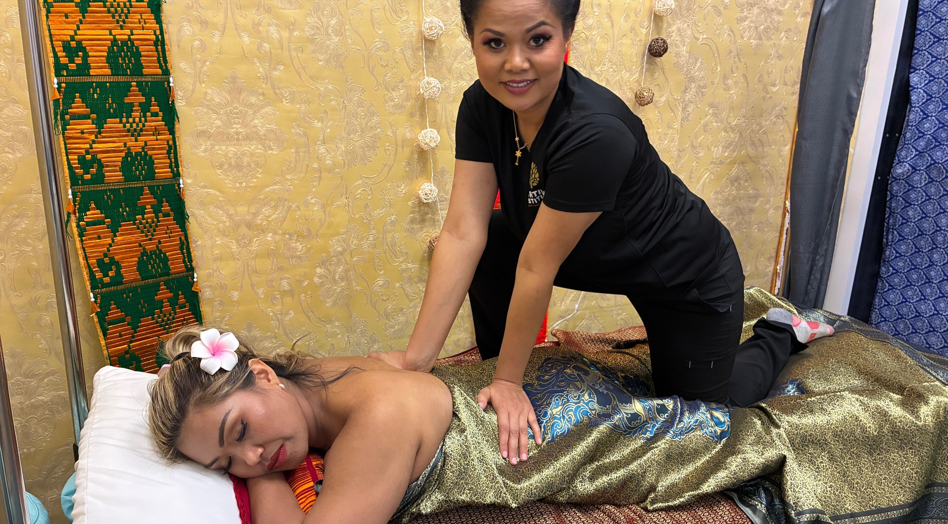 Expert therapist providing massage at Sanya's Thai Massage & Head Spa, Santan Valley, Arizona, US.