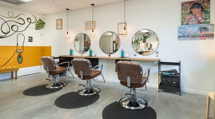 Kairos Hair Salon (Miami Lakes)