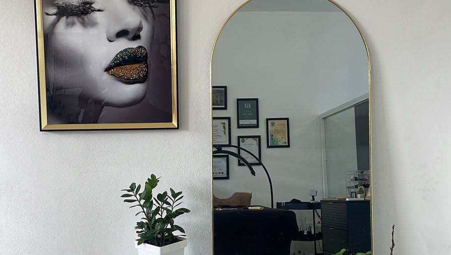 Gaby Cedeño Studio image 1