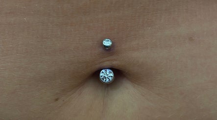 ILW Body Piercing kép 2