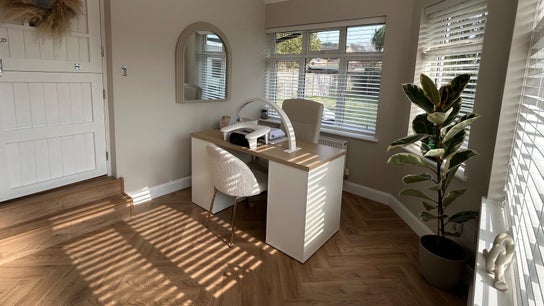 The Nail Room at Epsom Downs