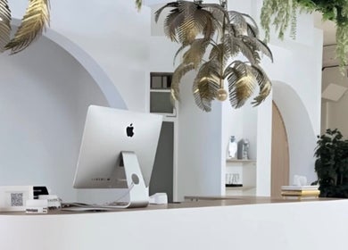 Recepción moderna en Lorena Morlote Multiespacio, Madrid, Comunidad De Madrid, ES, con decoración elegante.