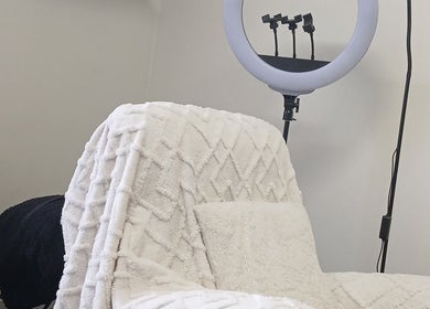 Luxurious chair and ring light setup at Worthy Beauty, Johannesburg, Gauteng, ZA, perfect for beauty treatments.