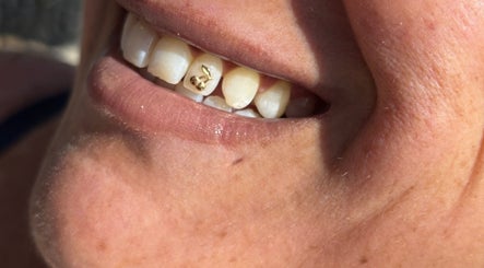 Mak Lashed Me Out image 3