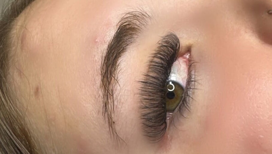 Lash Up Beauty Co – kuva 1