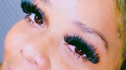 Allure Lashes Bild 2