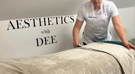 Aesthetics with Dee