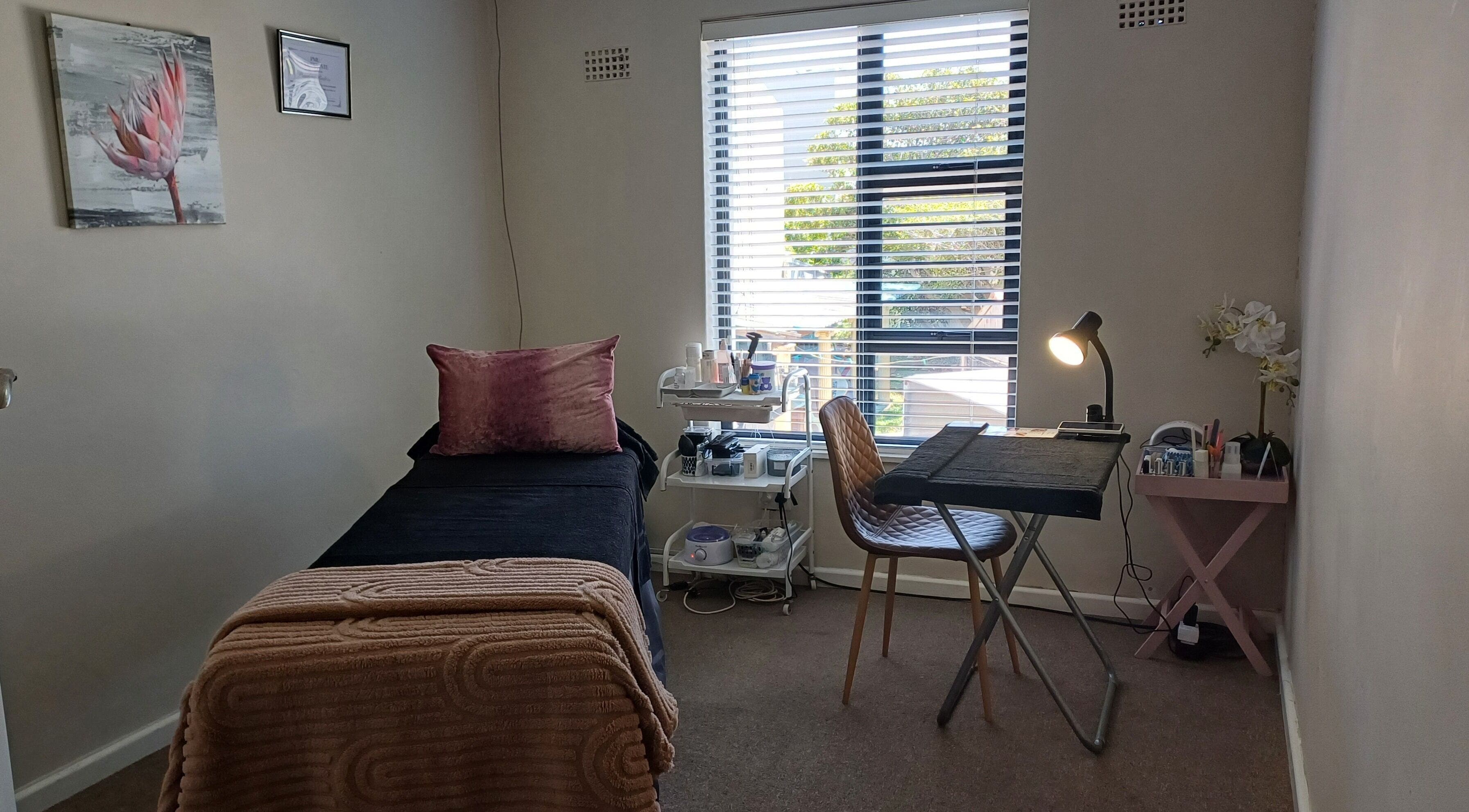 Cozy beauty room at Permanent Make-Up by Prawlene, Cape Town, Western Cape, ZA. Perfect for relaxation and treatments.