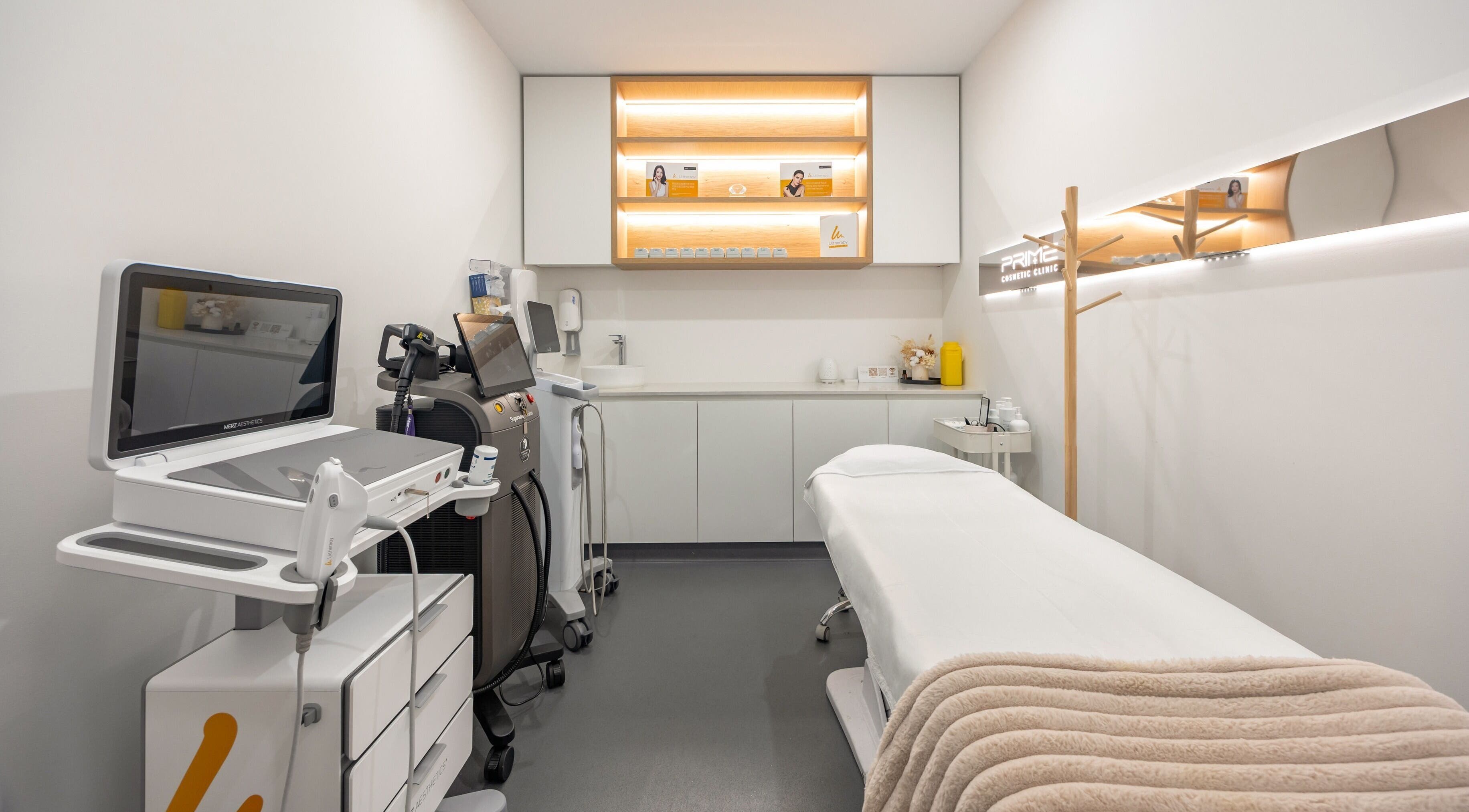 Modern treatment room at Prime Cosmetic Clinic - Melbourne, Camberwell, Victoria, AU with advanced equipment.