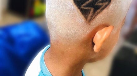 Barbearia e Salão Henrique Soares, bilde 3