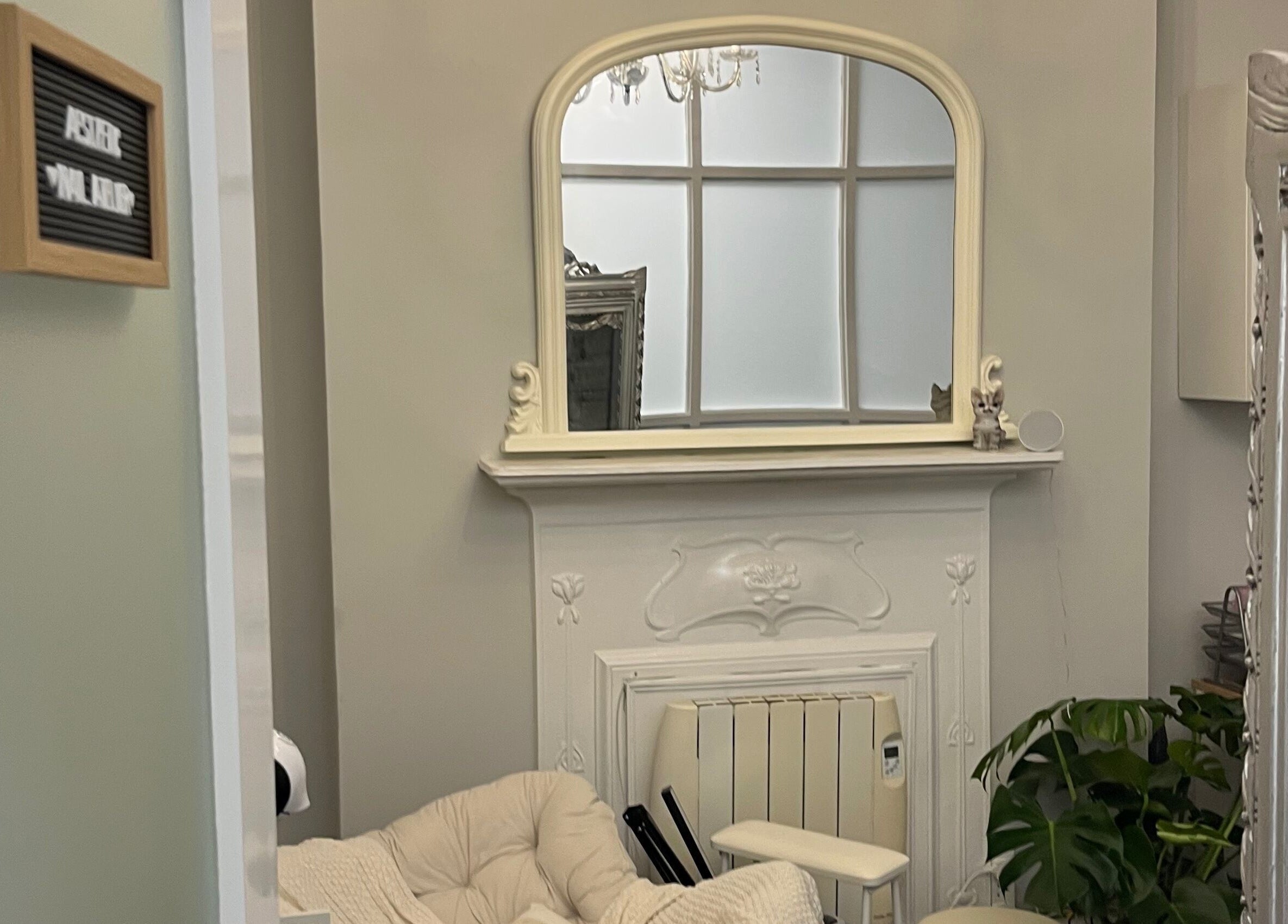 Calm, stylish corner at Aesthetic Nails by Sabrina Andreazza, Dublin, County Dublin, IE, showcasing comfort and elegance.