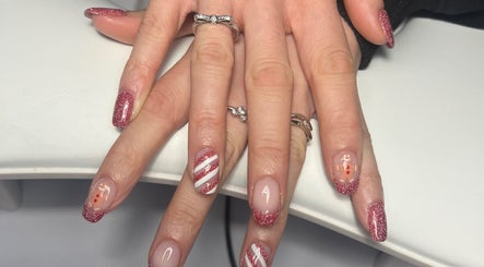 Nailgasm_Nailsbyhayley, bild 3