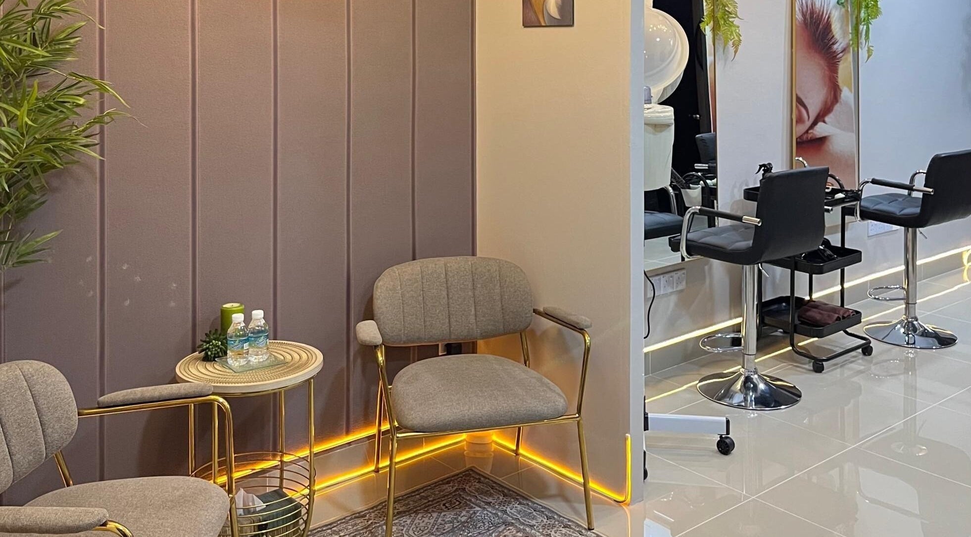 Cozy seating in Twinz Spa, Rawang, Selangor, MY with stylish chairs and a chic decor.