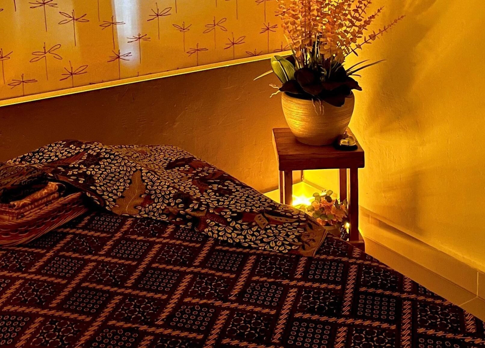 Relaxing spa room at Twinz Spa, Rawang, Selangor, MY with calming decor and ambient lighting.