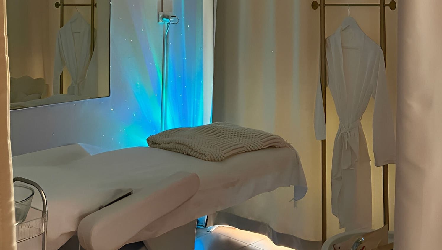 Уютная комната в Mit&ket Beauty, Tambon Chalong для расслабляющего отдыха.