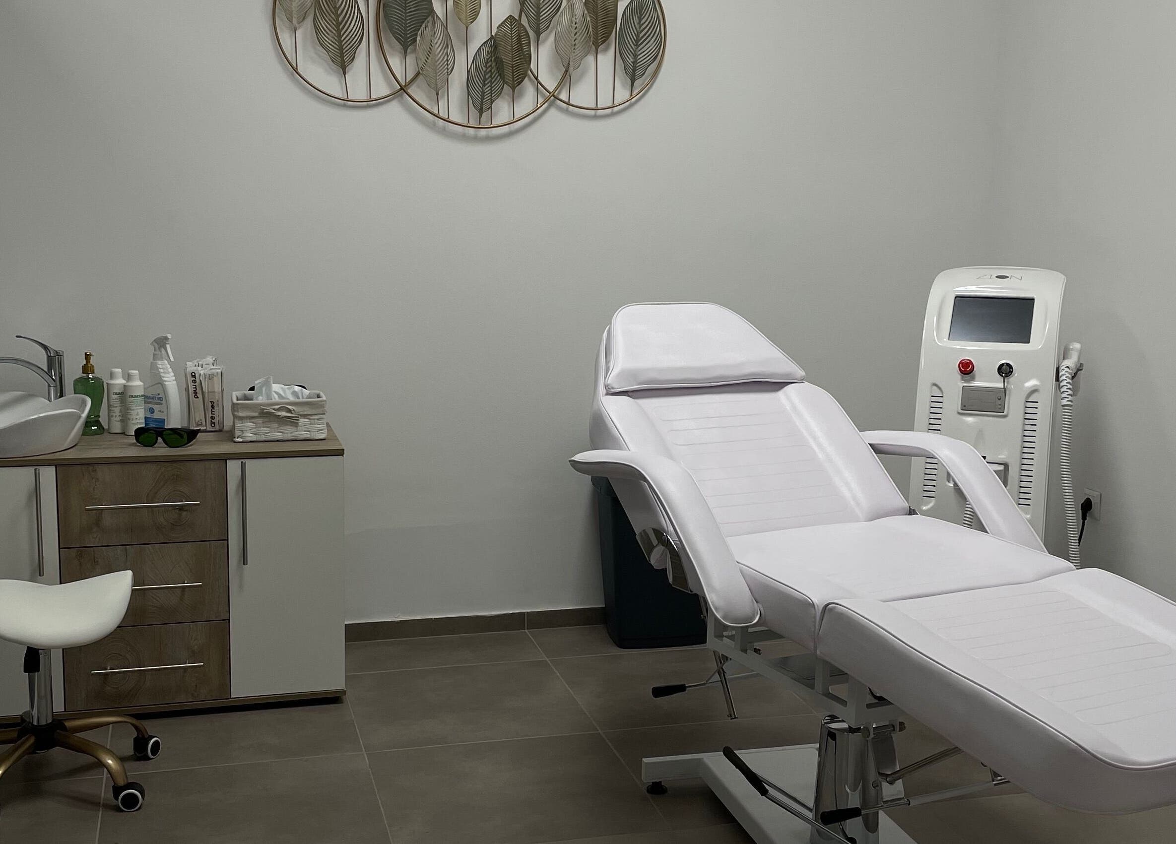 Модерен спа салон в GM Studio 2, Пловдив, Пловдив, BG с луксозен стол и модерни уреди.