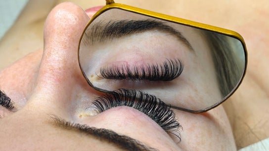 Indi’s Lash Studio