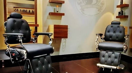 AOJ Gents Salon