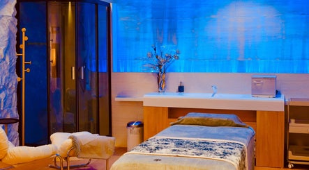 SOOTHE Massage & Day Spa