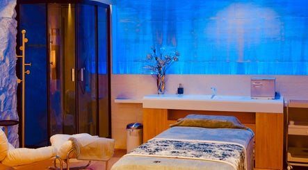 SOOTHE Massage & Day Spa