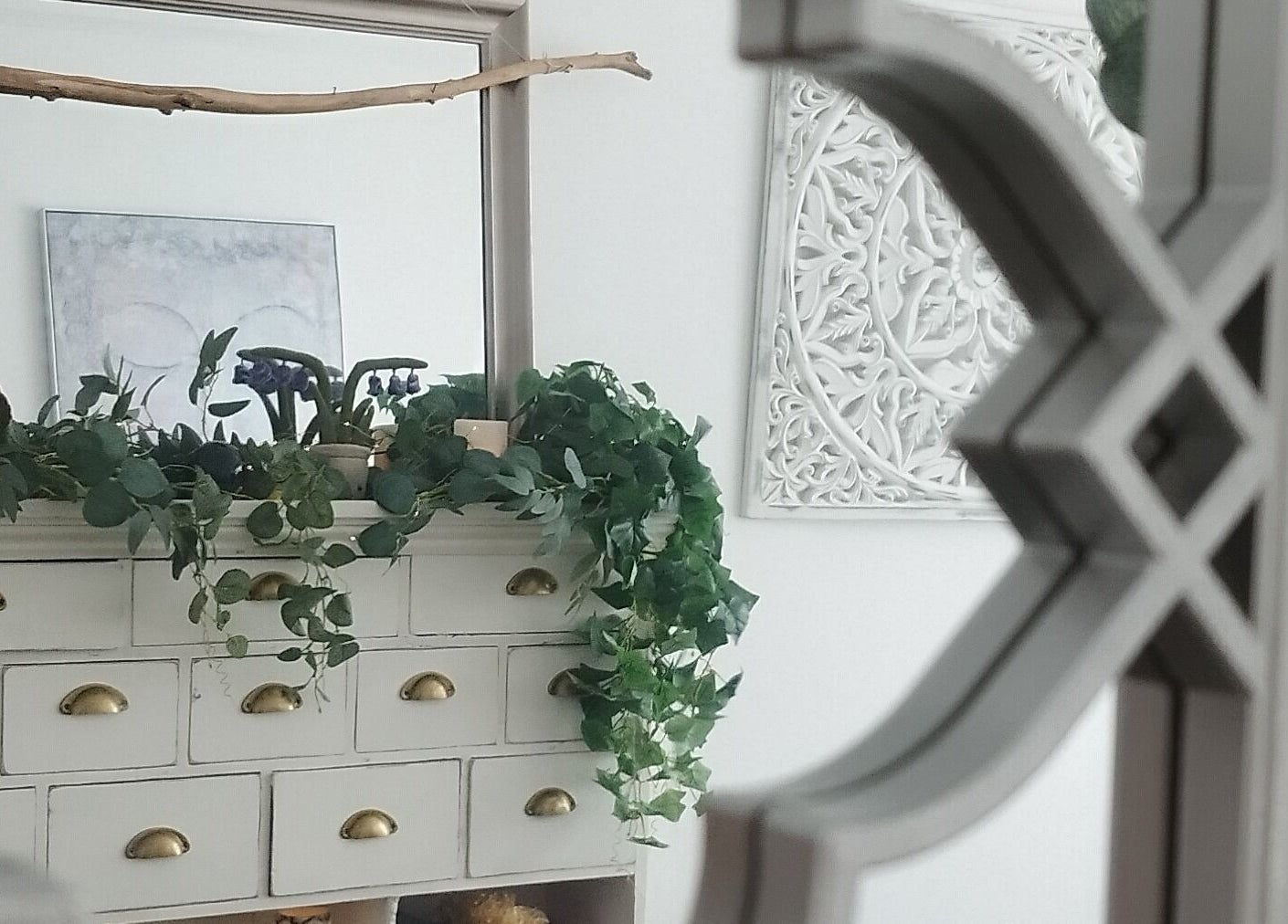 Elegant decor with plants at Anna Brown Intuitive Holistic Healing in Ossett, GB.