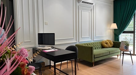 Srijeda Putrajaya's chic green sofa space in Putrajaya, Wilayah Persekutuan Putrajaya, MY.