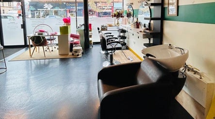Magic Touch Studio