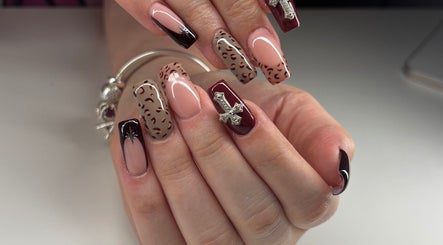 Borscz Beauty